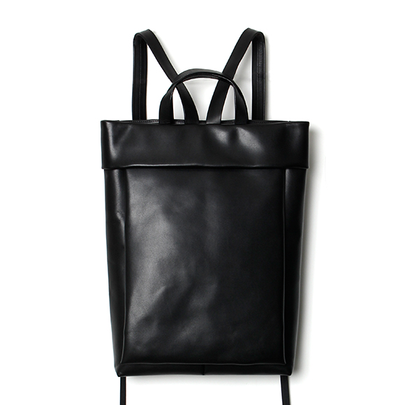 19058_leatherbackpack