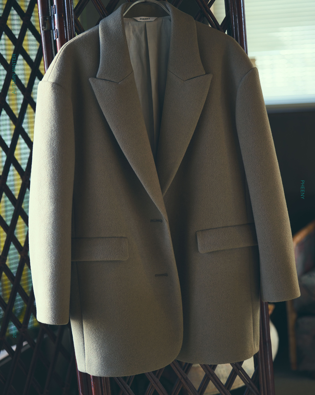 LOOK03