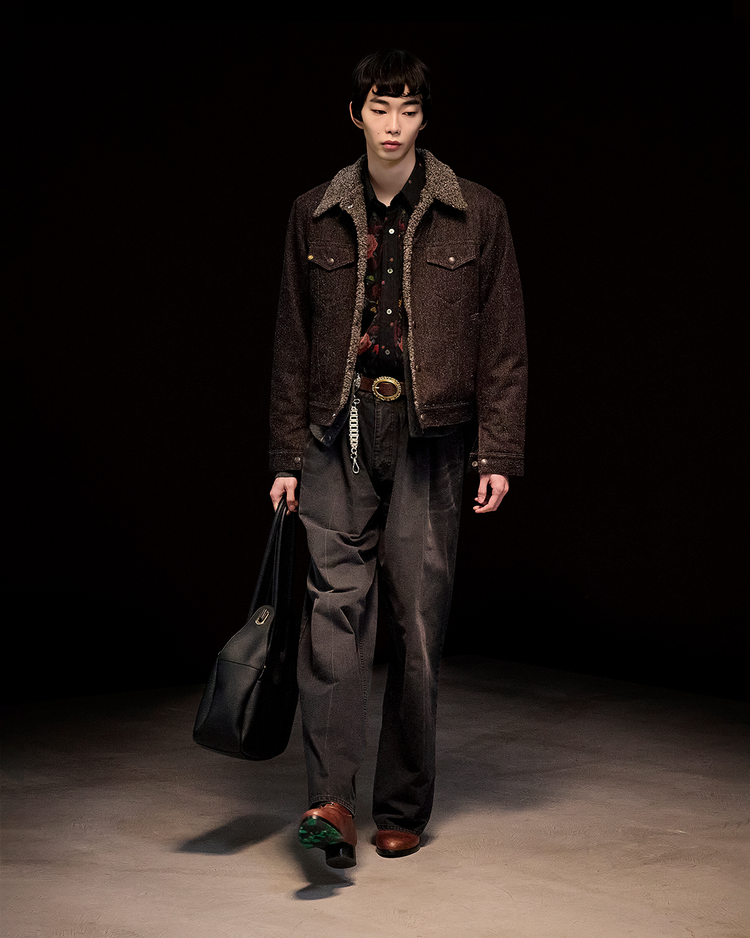 LOOK22