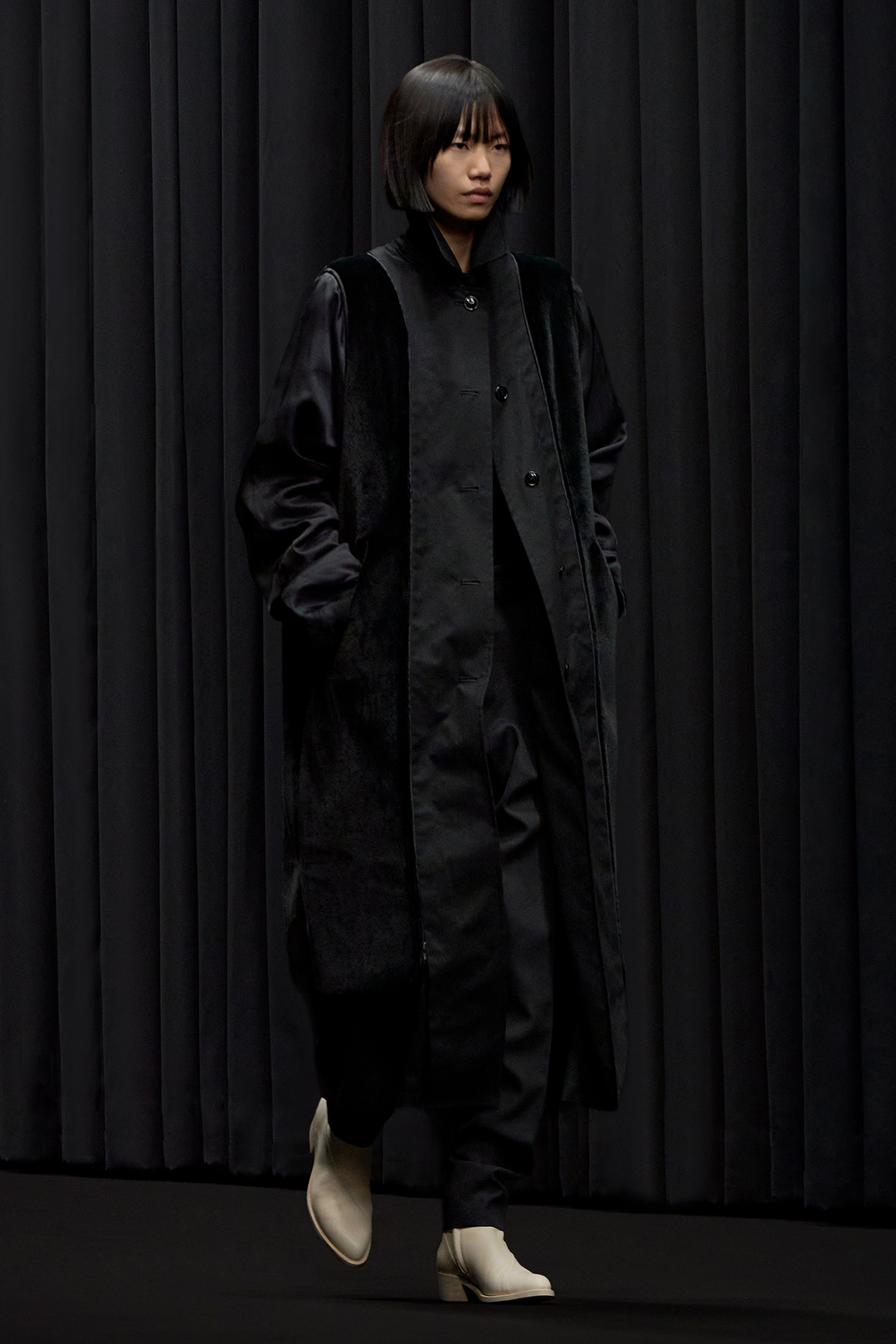 LOOK23