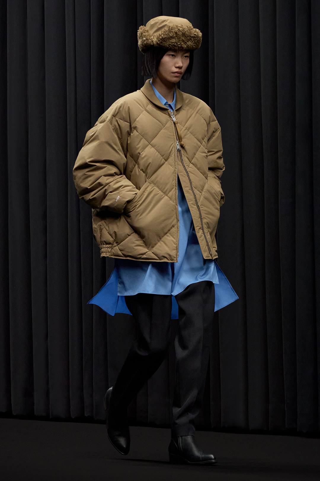 LOOK33