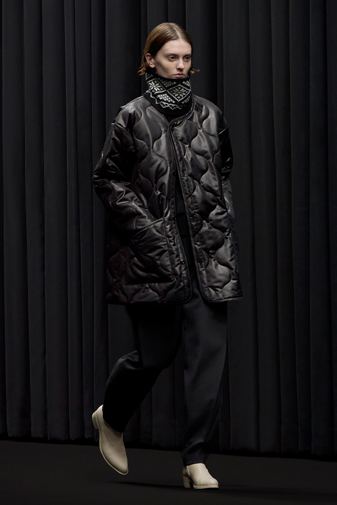 LOOK37