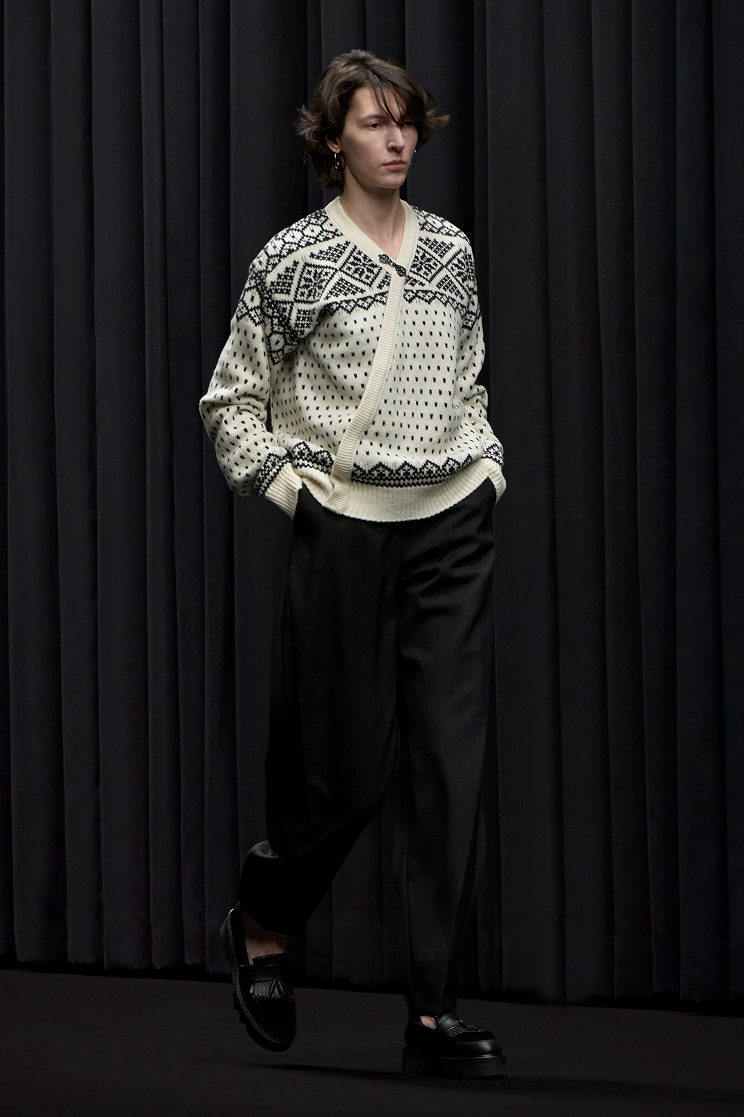 LOOK11
